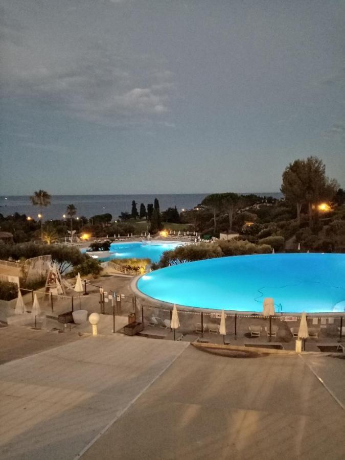 Cap Esterel Studio H3 Сен-Рафаэль Экстерьер фото